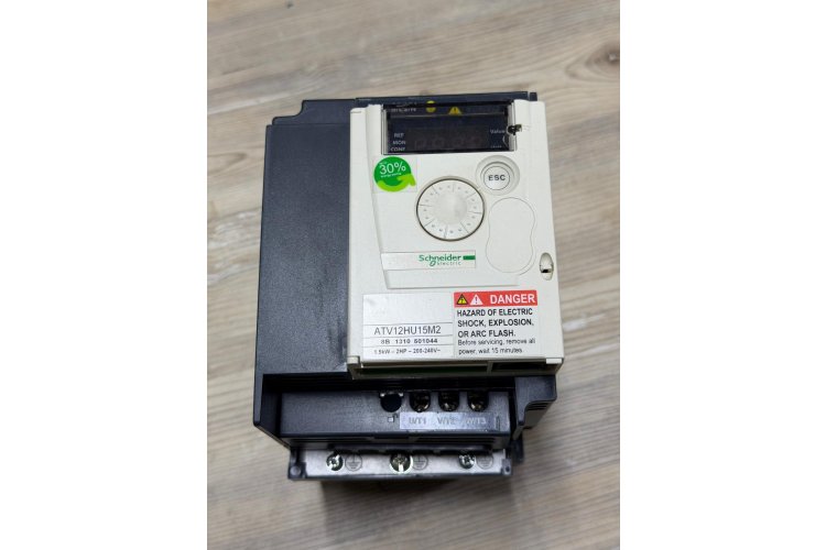 SCHNEİDER ATV12HU15M2
