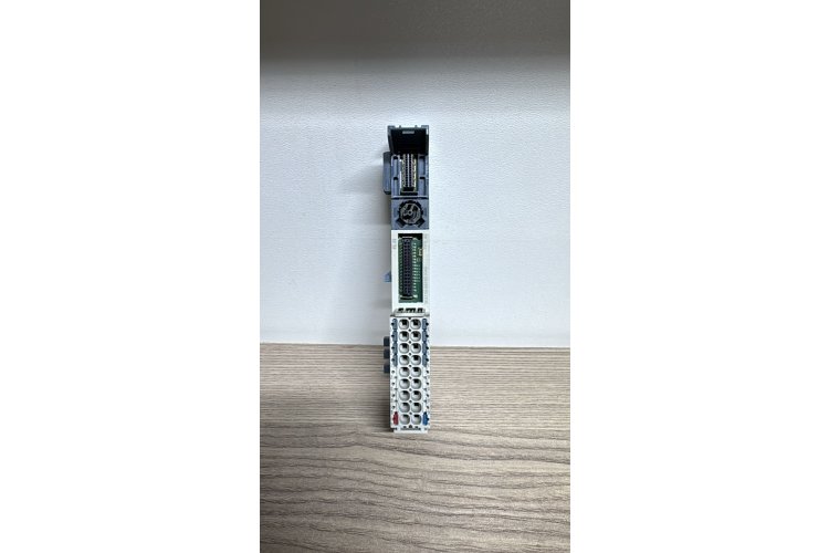 SİEMENS 6ES7193-6BP00-0DA0