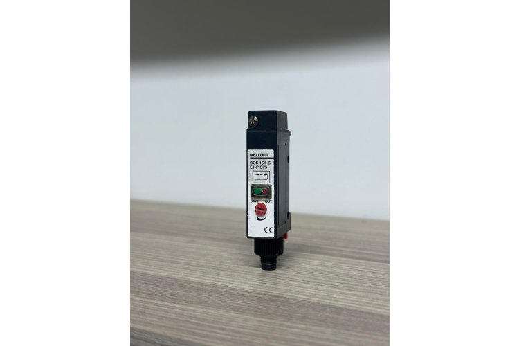 BALLUFF BOS 15K-S-E1-P-S75