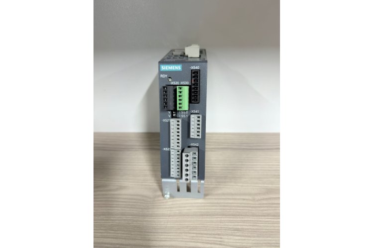 SİEMENS 6SL3055-0AA00-3AA0 TM31