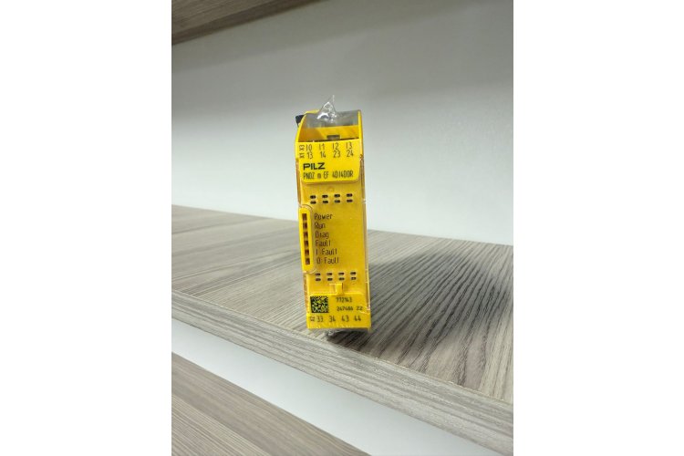 PNOZ m EF 4DI4DOR 772143