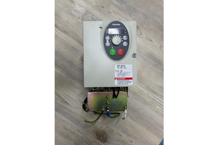 TOSHİBA VFS11-4015PL-AN