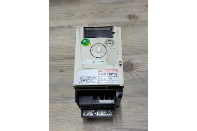 SCHNEİDER ATV12H055M2