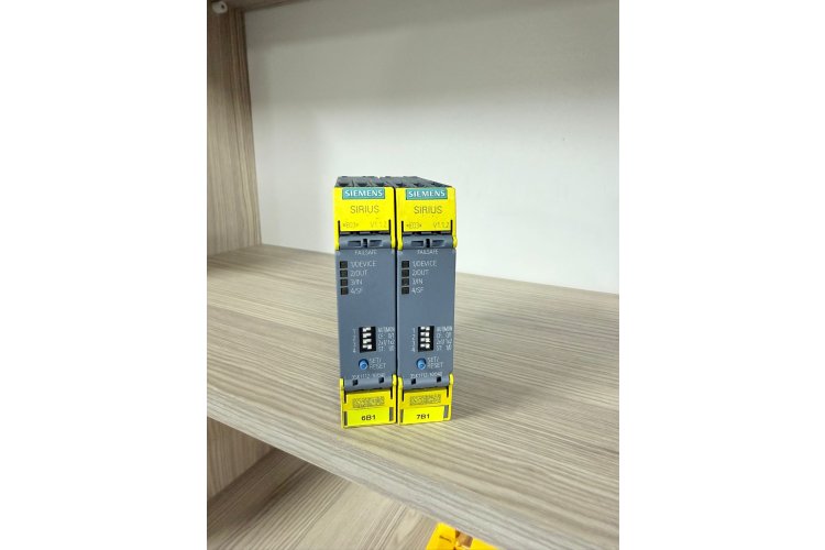 SIEMENS 3SK1112-1BB40