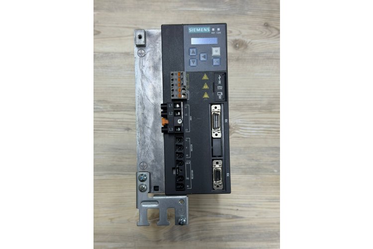 SİEMENS 6SL3210-5FB11-5UF0