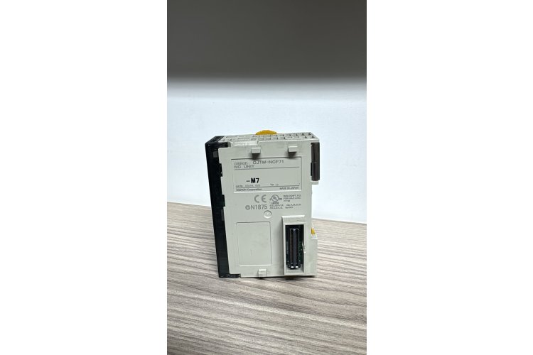 OMRON CJ1W-NCF71