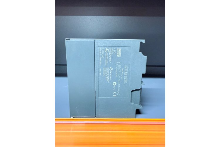 SIEMENS 6ES7322-1BF01-0AA0