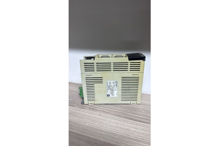 MITSUBISHI MR-J2-20B