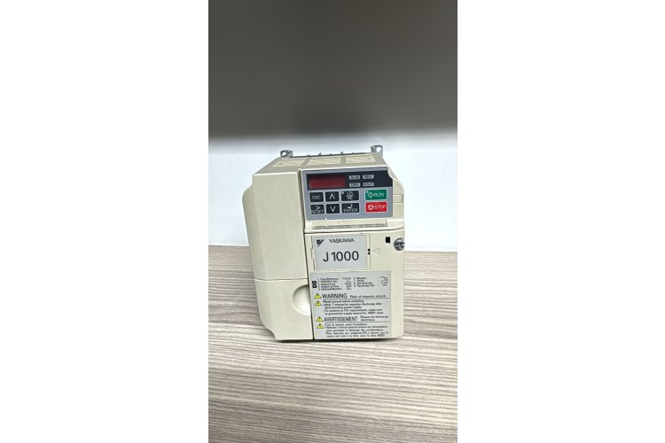 YASKAWA CIMR-JCBA0006BAA