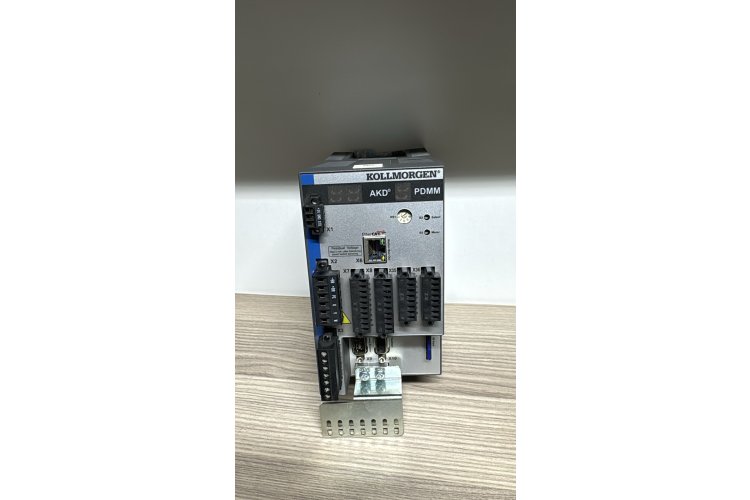 KOLLMORGEN AKD-M00606-MCEC-E000