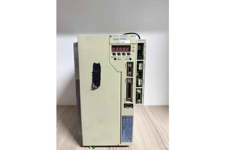 YASKAWA SGDH-50DE 