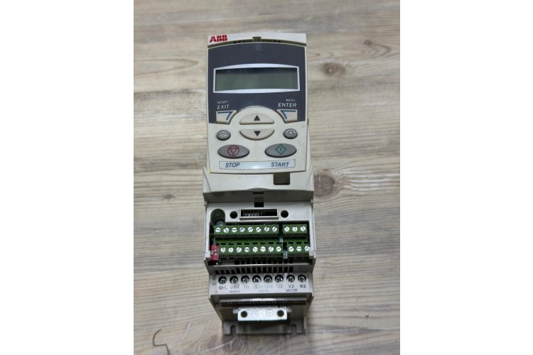 ABB ACS355-03E-05A6-4