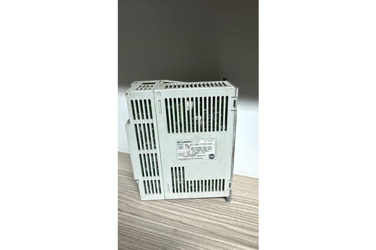 MITSUBISHI MR-J2S-40A-PY091T024